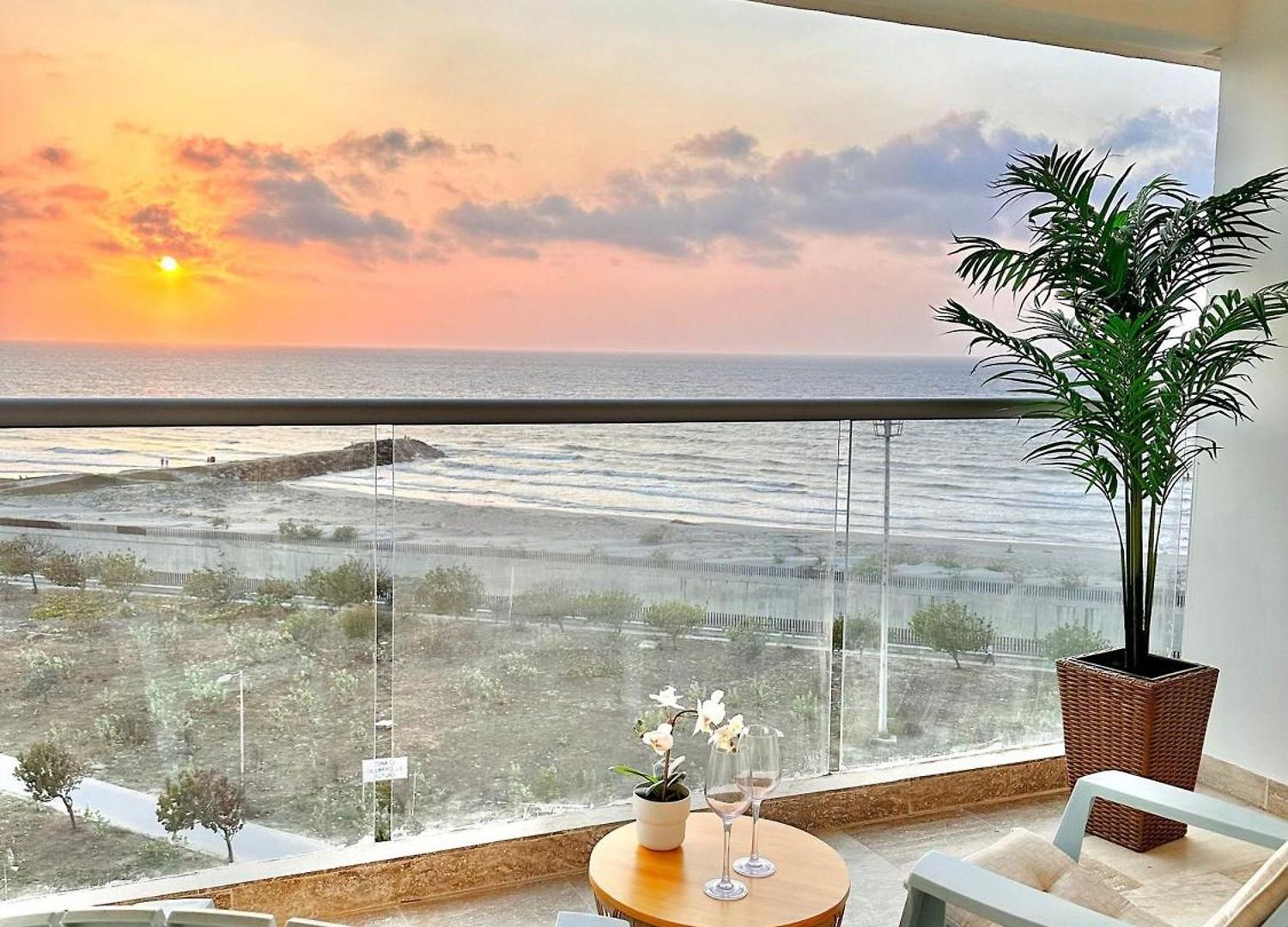 Apartamento Vip Frente Al Mar | Piscinas Y Puesta Sol Cb715